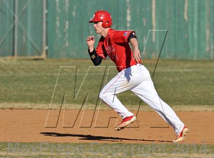Thumbnail 2 in Nolan Catholic vs Faith Christian (Texas Private School Classic) photogallery.