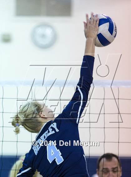 Thumbnail 2 in Robinson @ Berkeley Prep photogallery.