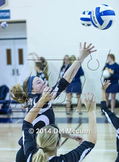 Thumbnail 1 in Robinson @ Berkeley Prep photogallery.