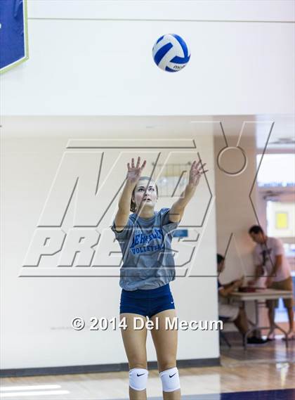 Thumbnail 1 in Robinson @ Berkeley Prep photogallery.