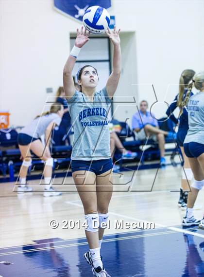 Thumbnail 2 in Robinson @ Berkeley Prep photogallery.
