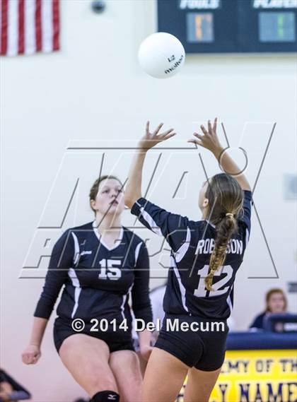 Thumbnail 2 in Robinson @ Berkeley Prep photogallery.