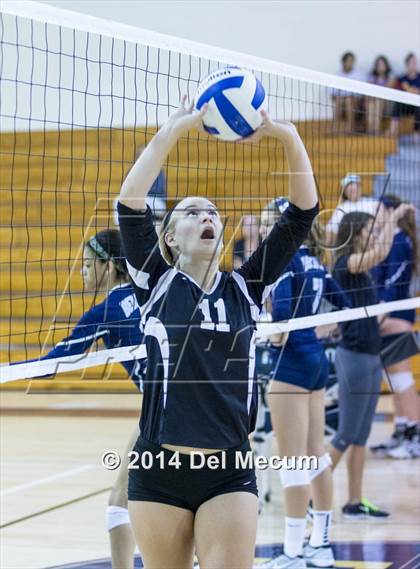 Thumbnail 3 in Robinson @ Berkeley Prep photogallery.
