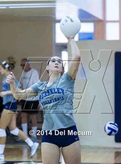 Thumbnail 1 in Robinson @ Berkeley Prep photogallery.