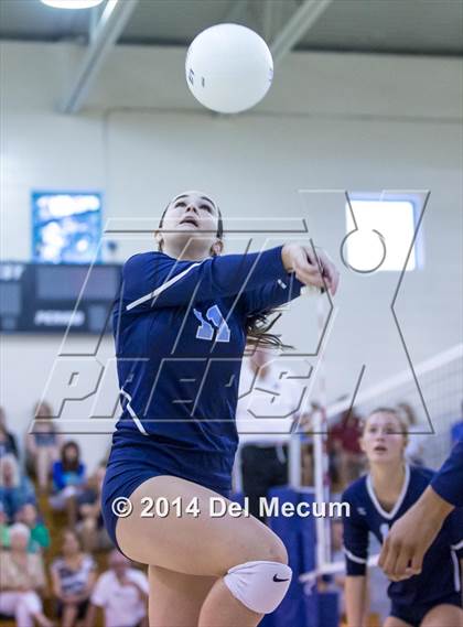 Thumbnail 3 in Robinson @ Berkeley Prep photogallery.
