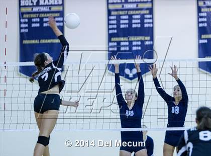 Thumbnail 3 in Robinson @ Berkeley Prep photogallery.