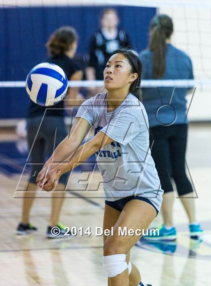 Thumbnail 2 in Robinson @ Berkeley Prep photogallery.