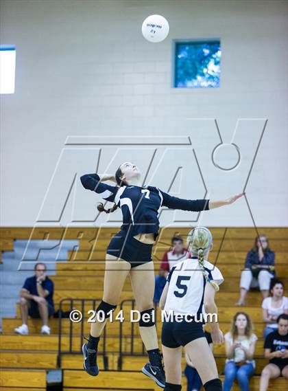 Thumbnail 3 in Robinson @ Berkeley Prep photogallery.