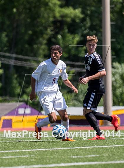 Thumbnail 3 in Hickory vs Broad Run (VHSL 5A Semifinal Playoff) photogallery.
