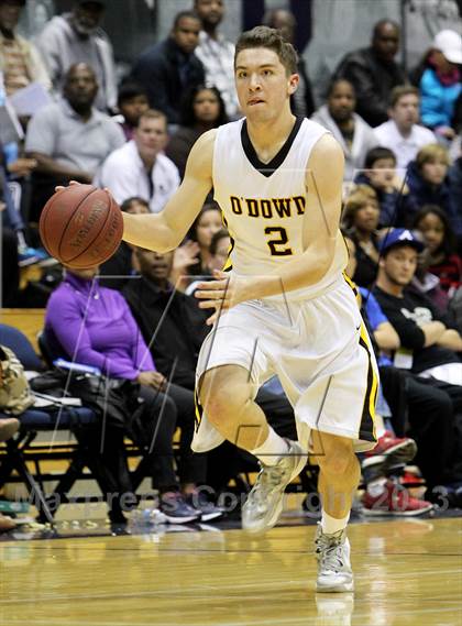 Thumbnail 2 in Sacramento vs. Bishop O'Dowd (Martin Luther King Classic) photogallery.