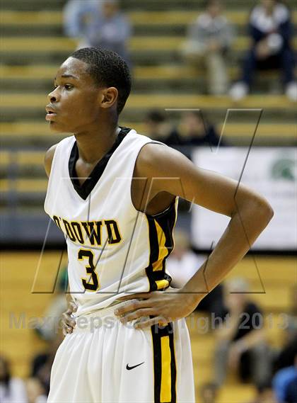 Thumbnail 3 in Sacramento vs. Bishop O'Dowd (Martin Luther King Classic) photogallery.
