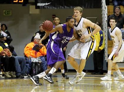 Thumbnail 3 in Sacramento vs. Bishop O'Dowd (Martin Luther King Classic) photogallery.