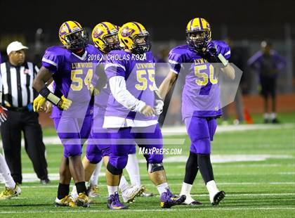 Thumbnail 1 in Warren vs. Lynwood photogallery.