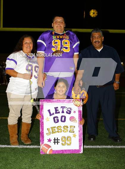 Thumbnail 2 in Warren vs. Lynwood photogallery.