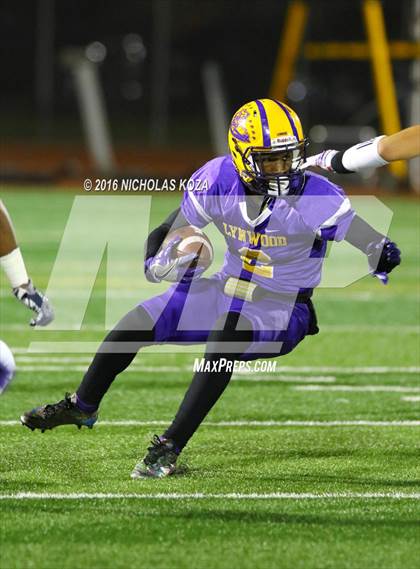 Thumbnail 3 in Warren vs. Lynwood photogallery.