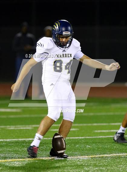 Thumbnail 1 in Warren vs. Lynwood photogallery.