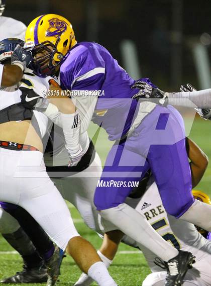 Thumbnail 1 in Warren vs. Lynwood photogallery.
