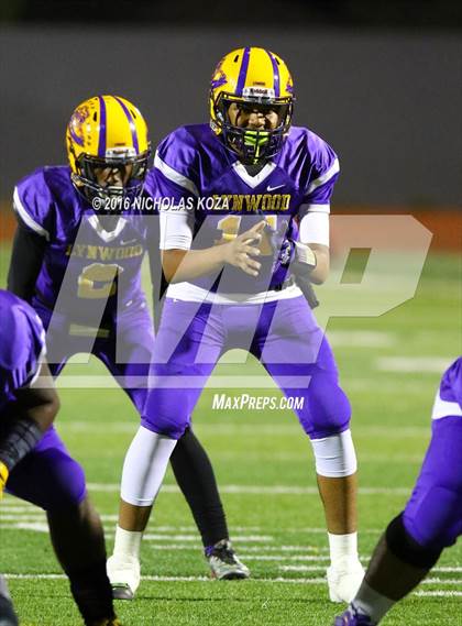 Thumbnail 1 in Warren vs. Lynwood photogallery.