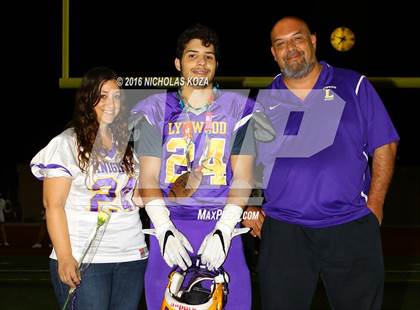 Thumbnail 3 in Warren vs. Lynwood photogallery.