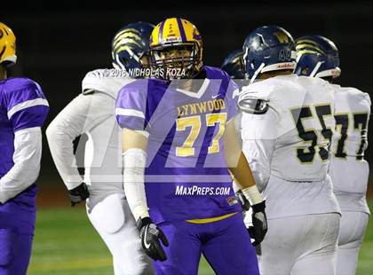 Thumbnail 2 in Warren vs. Lynwood photogallery.