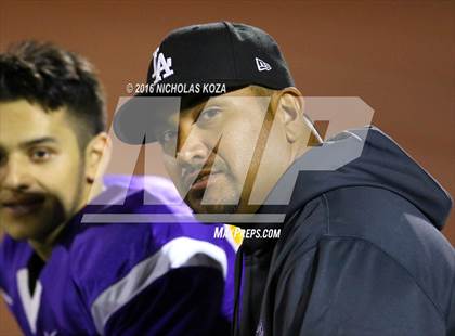 Thumbnail 3 in Warren vs. Lynwood photogallery.