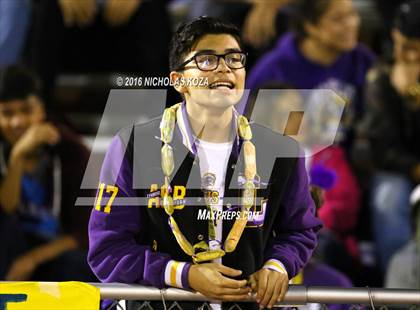 Thumbnail 3 in Warren vs. Lynwood photogallery.