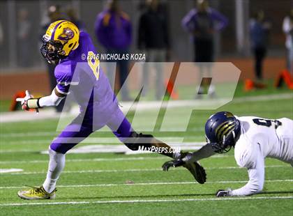 Thumbnail 3 in Warren vs. Lynwood photogallery.