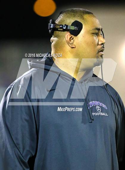 Thumbnail 3 in Warren vs. Lynwood photogallery.