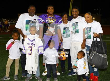 Thumbnail 3 in Warren vs. Lynwood photogallery.