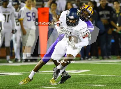 Thumbnail 2 in Warren vs. Lynwood photogallery.