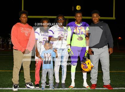 Thumbnail 1 in Warren vs. Lynwood photogallery.