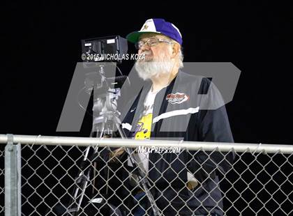 Thumbnail 3 in Warren vs. Lynwood photogallery.