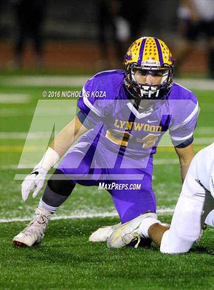Thumbnail 2 in Warren vs. Lynwood photogallery.