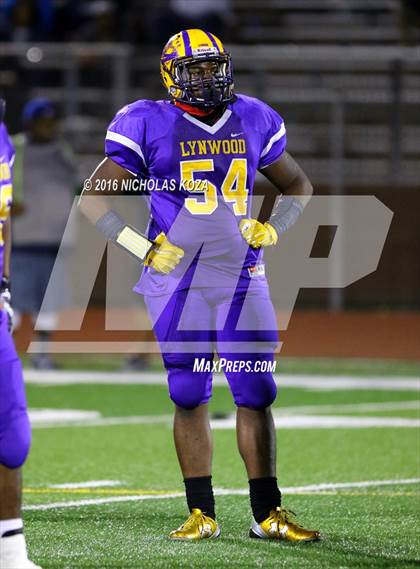 Thumbnail 2 in Warren vs. Lynwood photogallery.