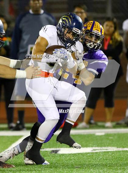 Thumbnail 2 in Warren vs. Lynwood photogallery.