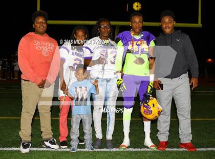 Thumbnail 3 in Warren vs. Lynwood photogallery.