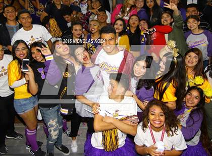 Thumbnail 1 in Warren vs. Lynwood photogallery.