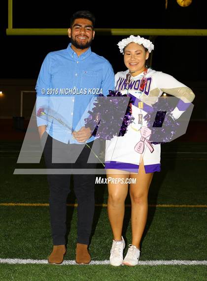 Thumbnail 1 in Warren vs. Lynwood photogallery.