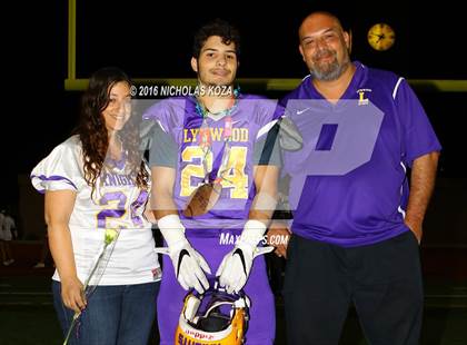 Thumbnail 2 in Warren vs. Lynwood photogallery.