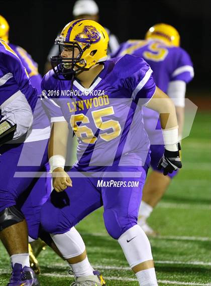 Thumbnail 3 in Warren vs. Lynwood photogallery.