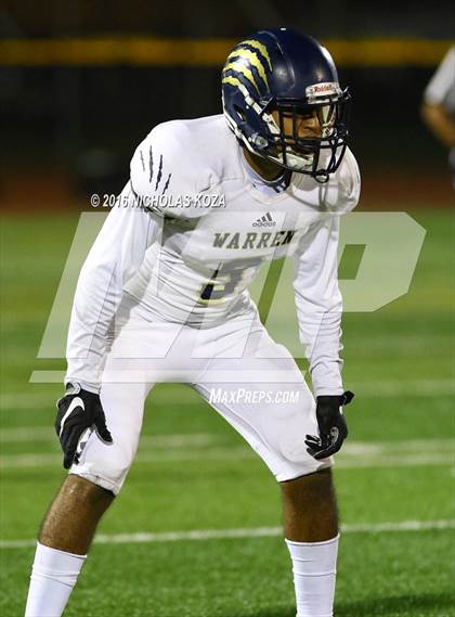 Thumbnail 1 in Warren vs. Lynwood photogallery.