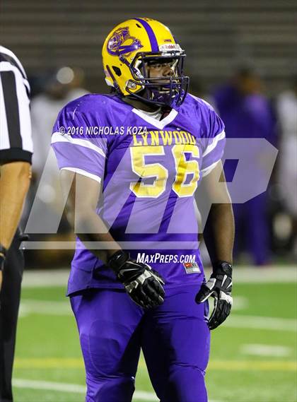 Thumbnail 1 in Warren vs. Lynwood photogallery.
