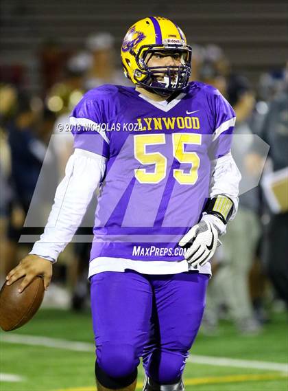 Thumbnail 3 in Warren vs. Lynwood photogallery.