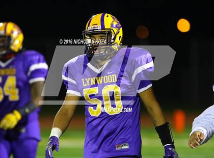 Thumbnail 3 in Warren vs. Lynwood photogallery.