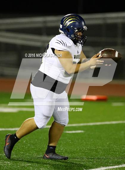 Thumbnail 2 in Warren vs. Lynwood photogallery.