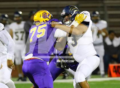 Thumbnail 2 in Warren vs. Lynwood photogallery.