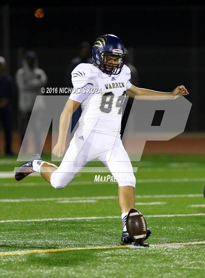 Thumbnail 3 in Warren vs. Lynwood photogallery.