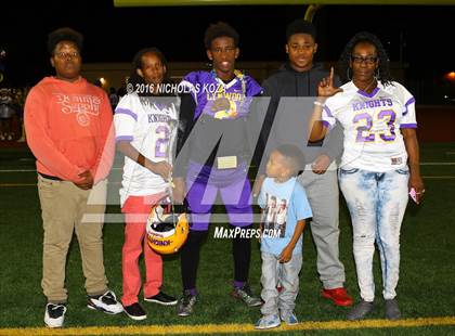 Thumbnail 1 in Warren vs. Lynwood photogallery.