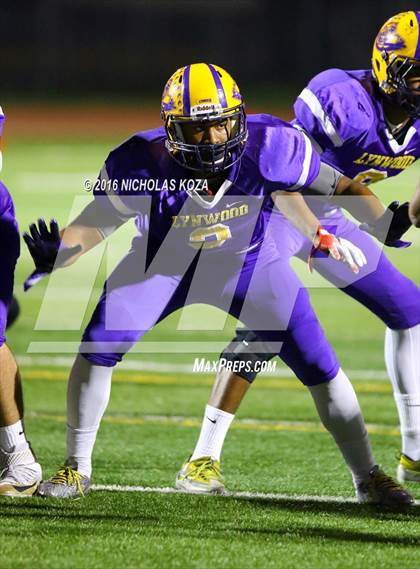 Thumbnail 3 in Warren vs. Lynwood photogallery.