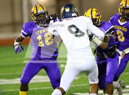 Thumbnail 2 in Warren vs. Lynwood photogallery.